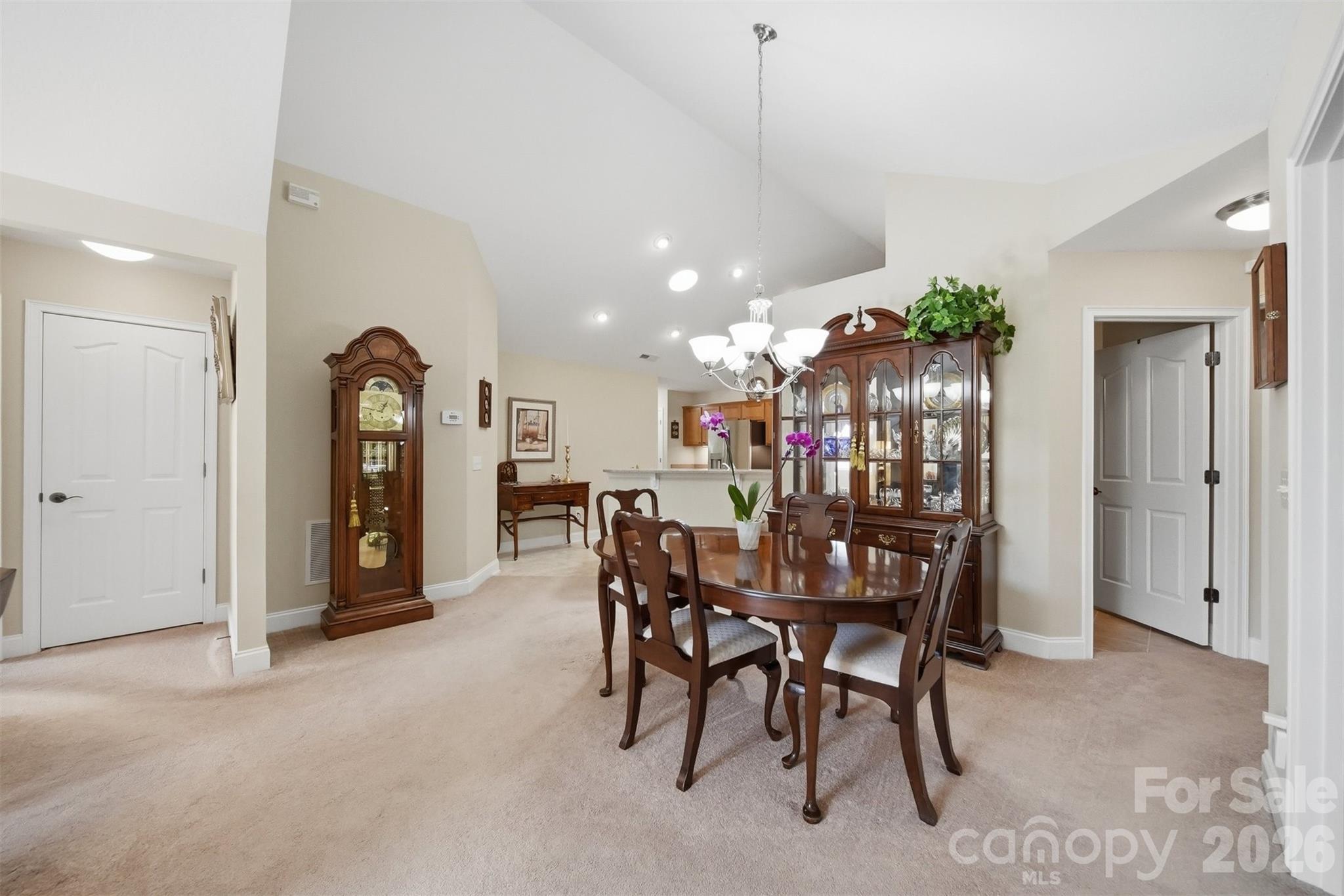 808-C Wynnshire Drive — Hickory