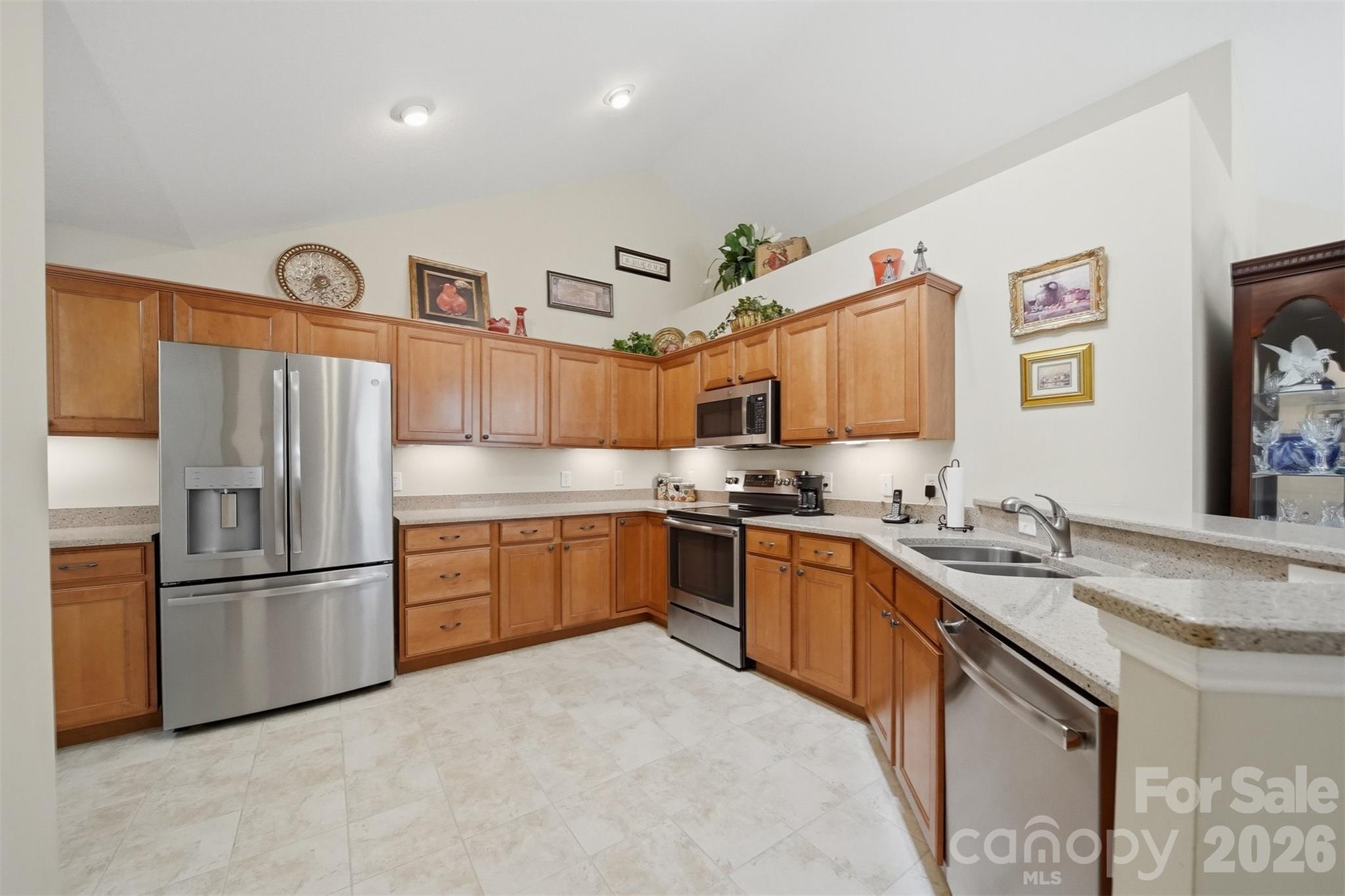 808-C Wynnshire Drive — Hickory