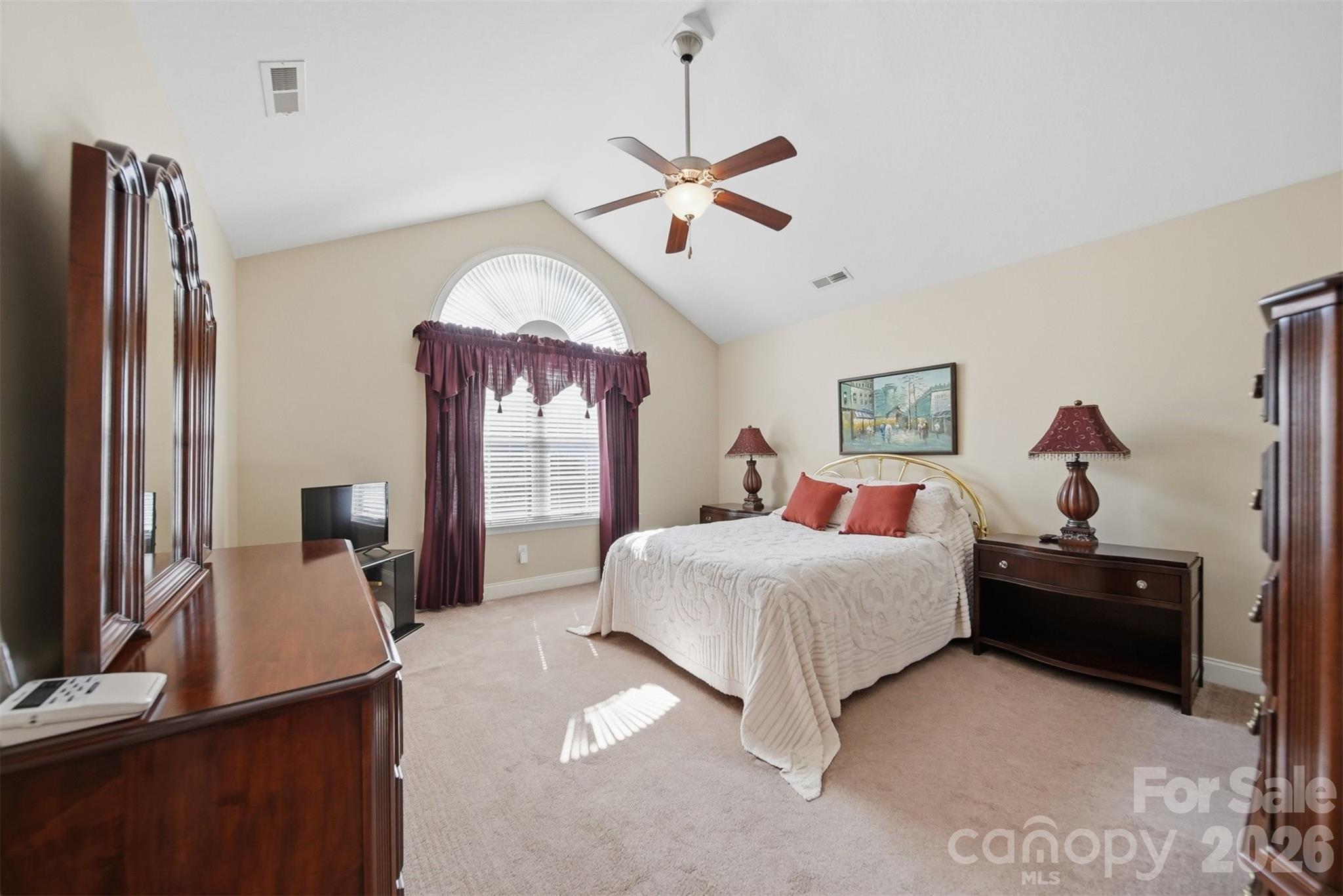 808-C Wynnshire Drive — Hickory