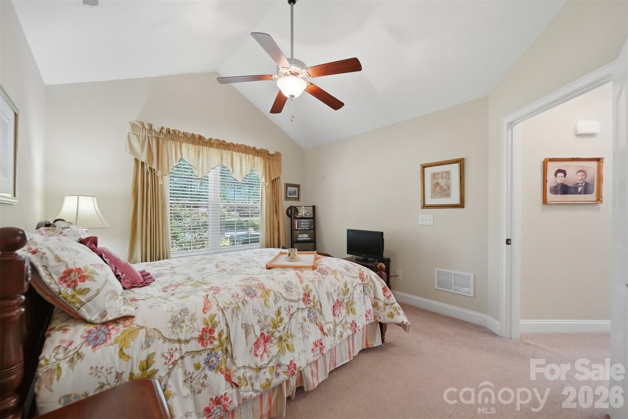 808-C Wynnshire Drive — Hickory