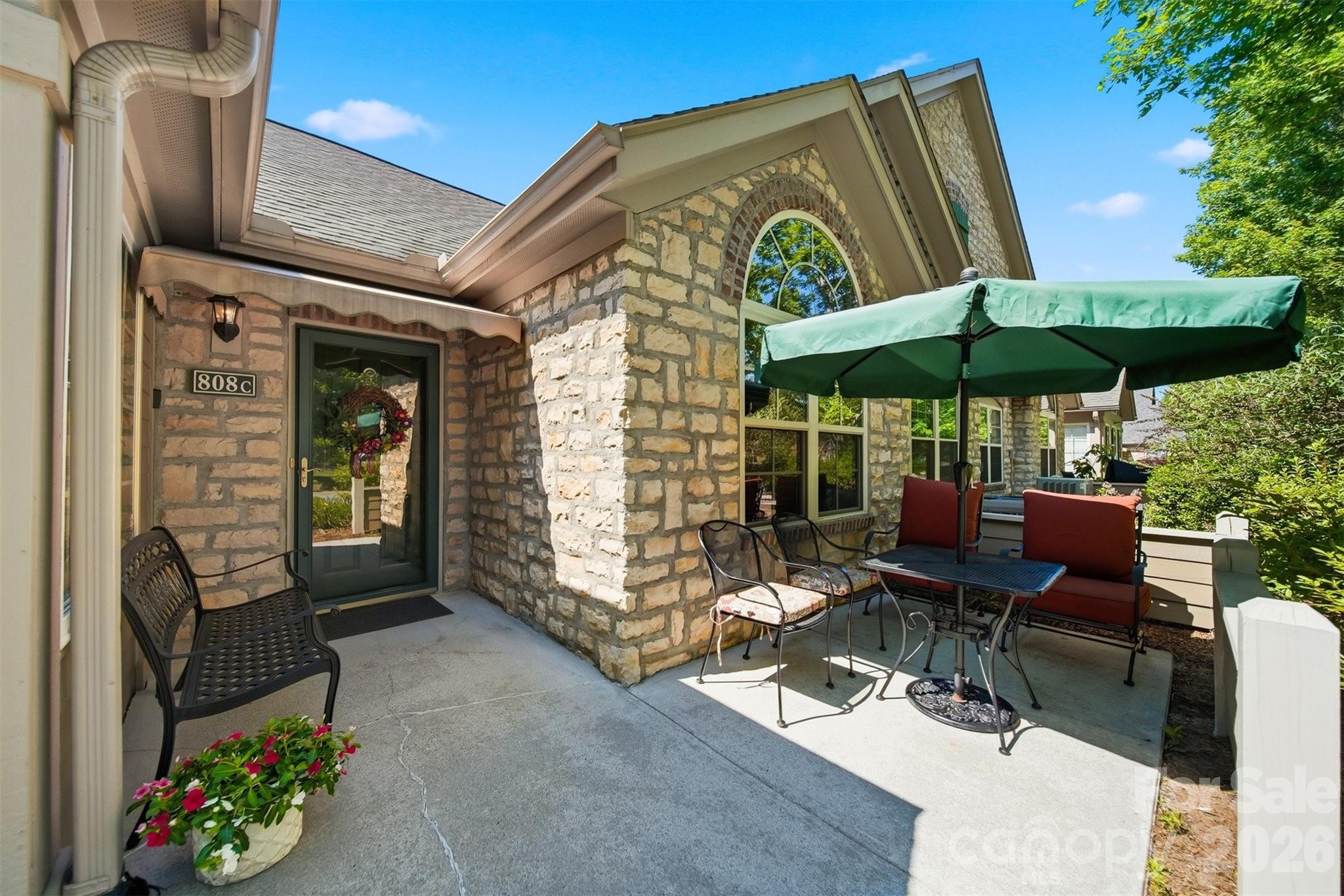 808-C Wynnshire Drive — Hickory