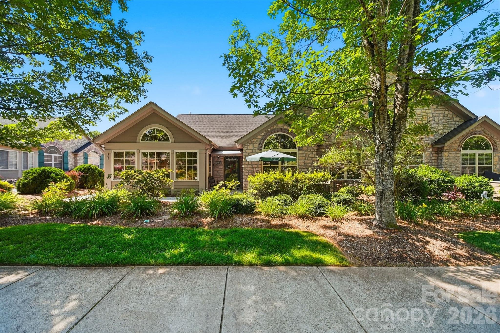 808-C Wynnshire Drive — Hickory