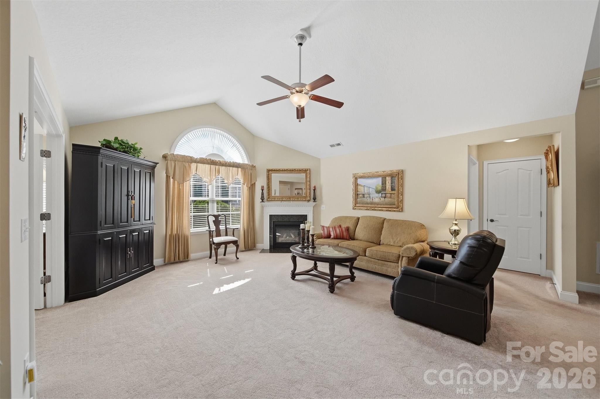 808-C Wynnshire Drive — Hickory
