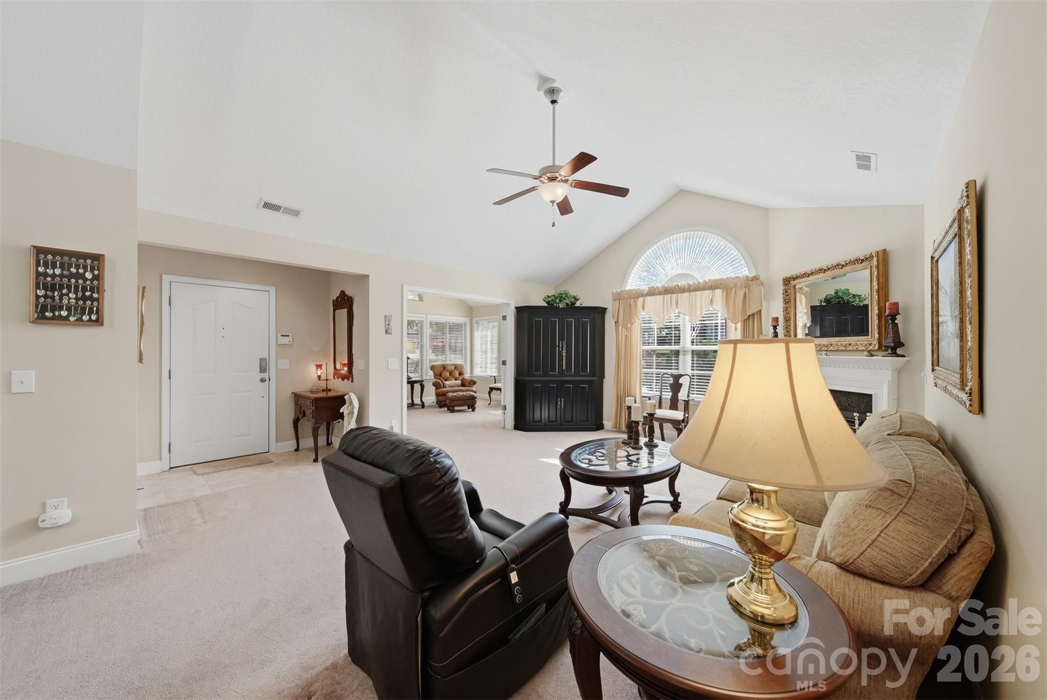 808-C Wynnshire Drive — Hickory