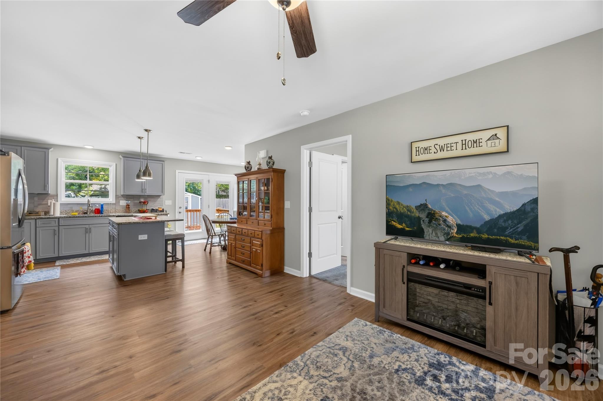 210 E 6th Street — Cherryville