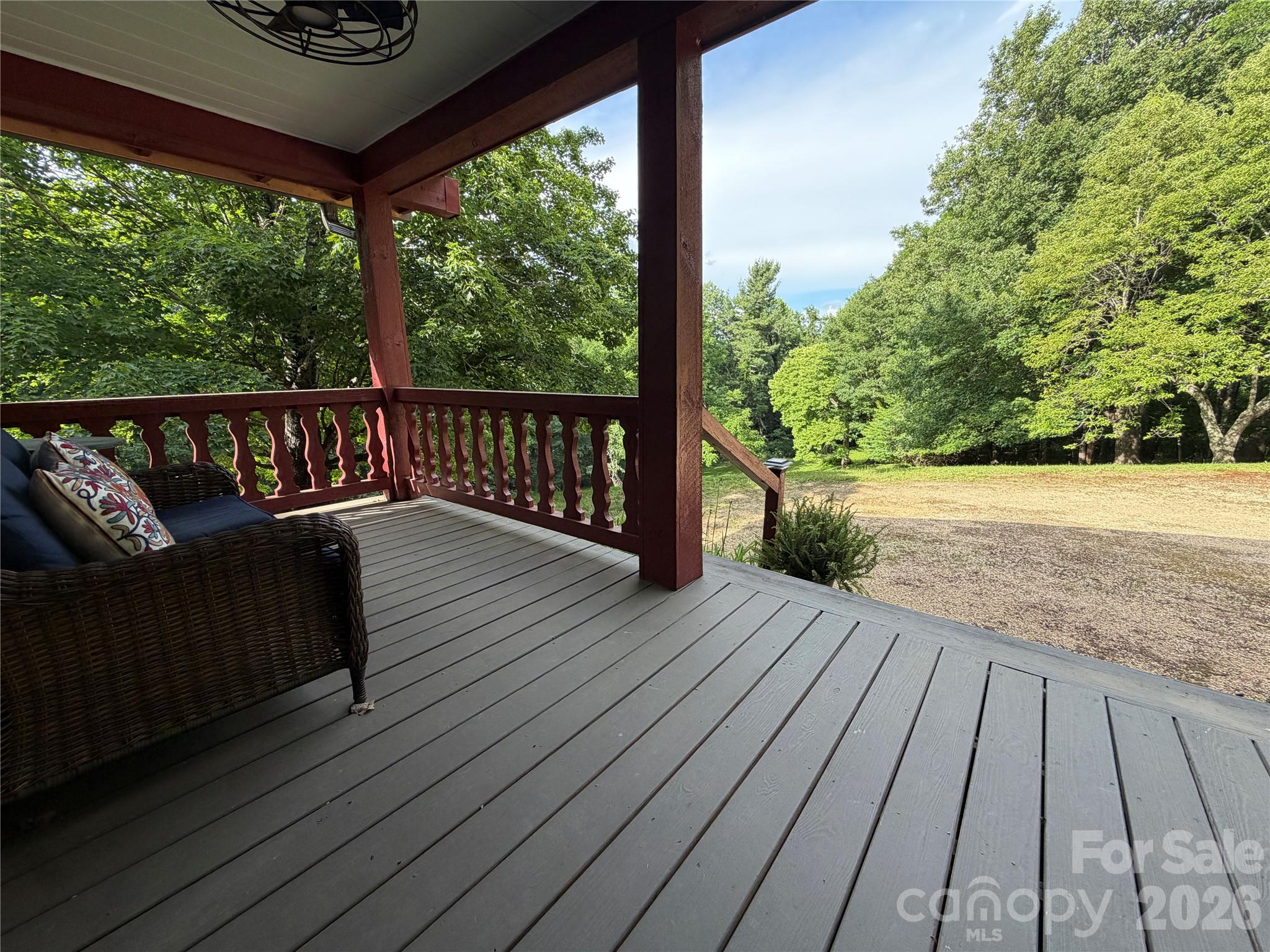225 High Ridge Road — Little Switzerland