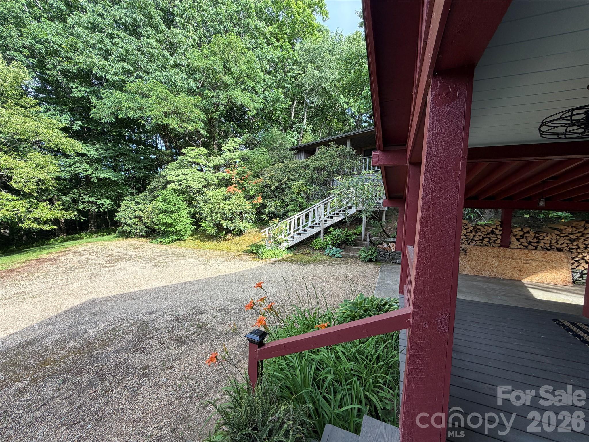 225 High Ridge Road — Little Switzerland