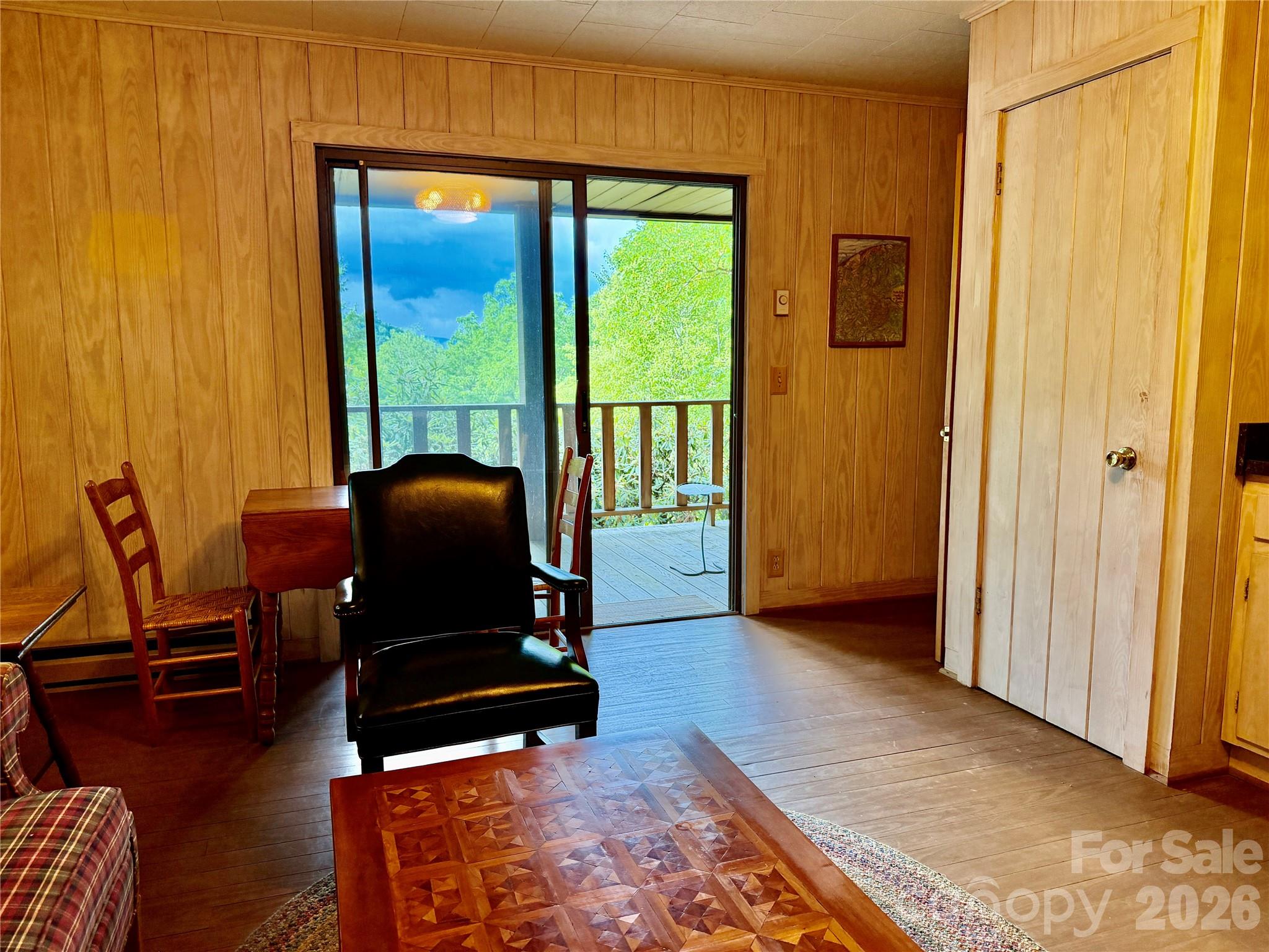 225 High Ridge Road — Little Switzerland