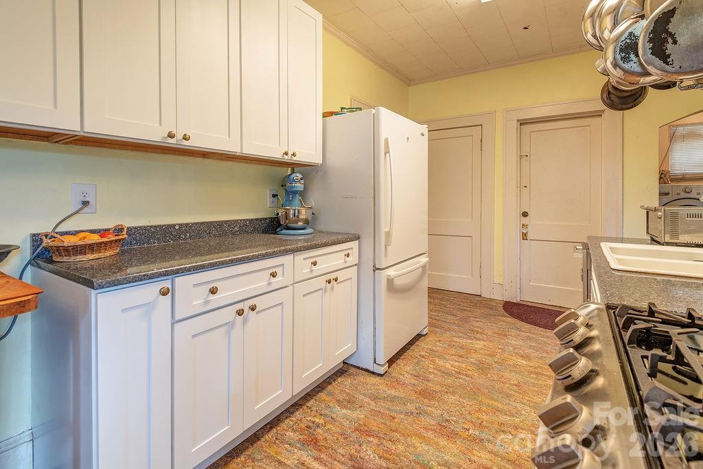 133 Westwood Place — Asheville