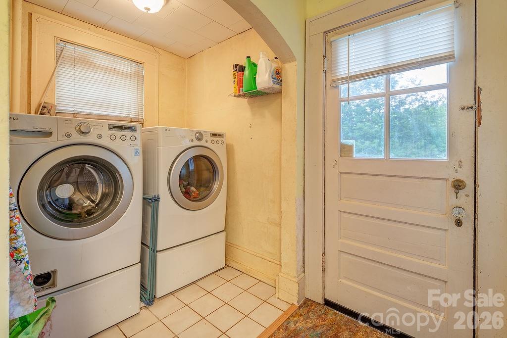 133 Westwood Place — Asheville