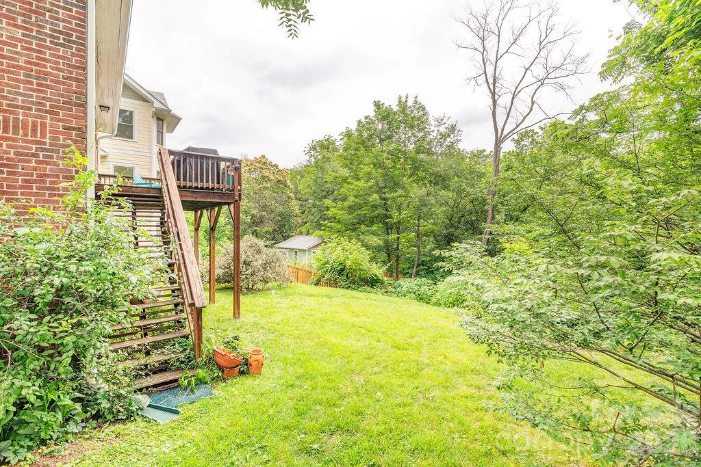 133 Westwood Place — Asheville