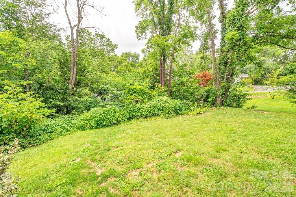 133 Westwood Place — Asheville