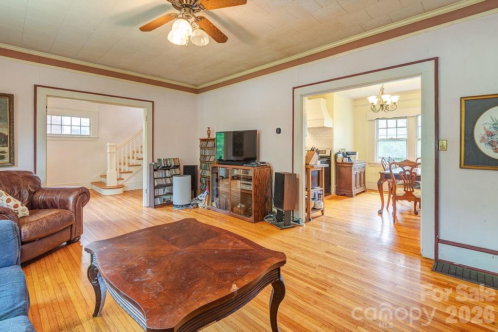 133 Westwood Place — Asheville