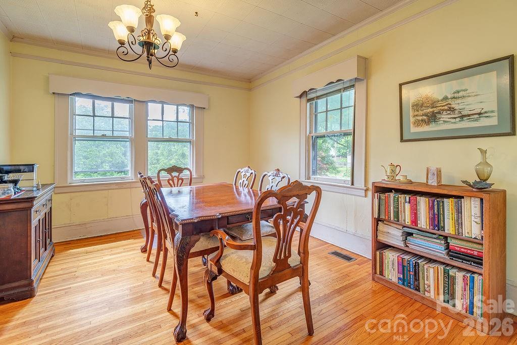 133 Westwood Place — Asheville