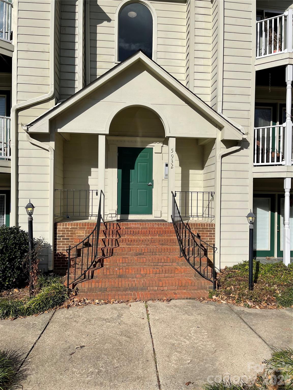 5932 W Friendly Avenue — Greensboro