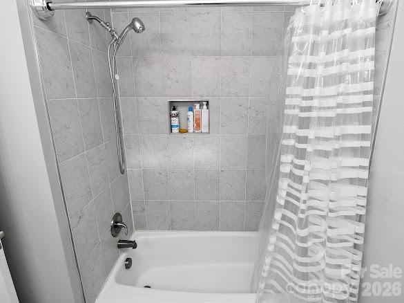 8401 Raintree Lane — Charlotte