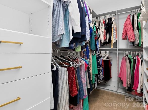 8401 Raintree Lane — Charlotte