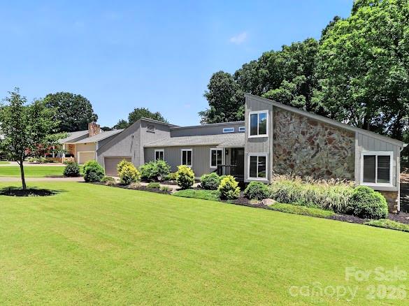 8401 Raintree Lane — Charlotte