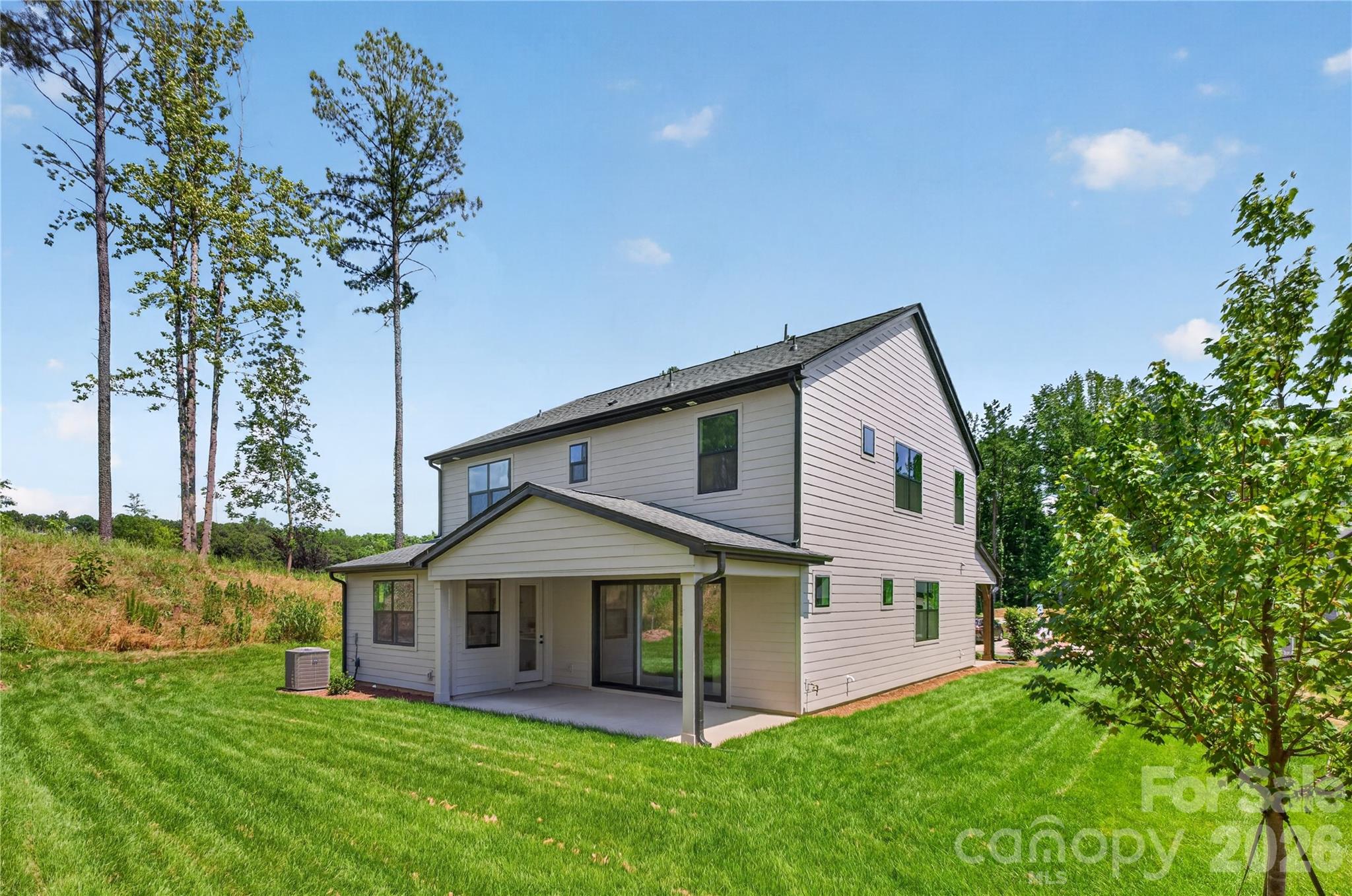 14029 Roosevelt Grove Drive — Huntersville