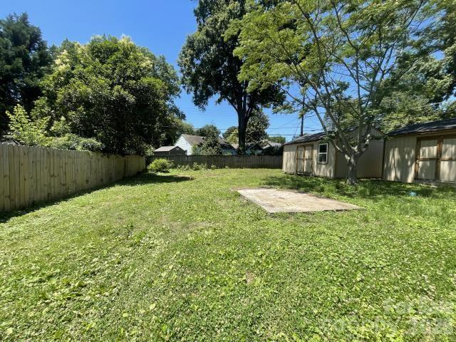 1212 Meadow Lane Lane — Charlotte