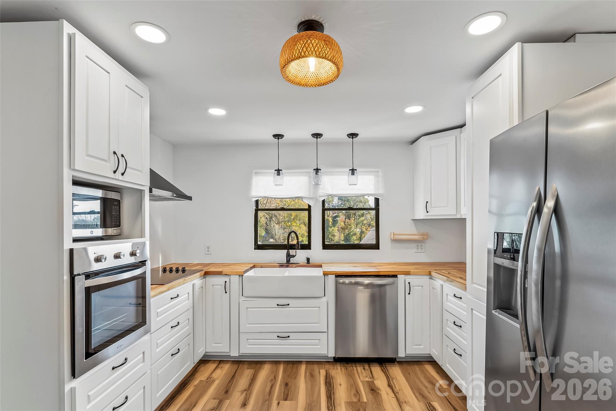 325 Dogwood Lane — Marion