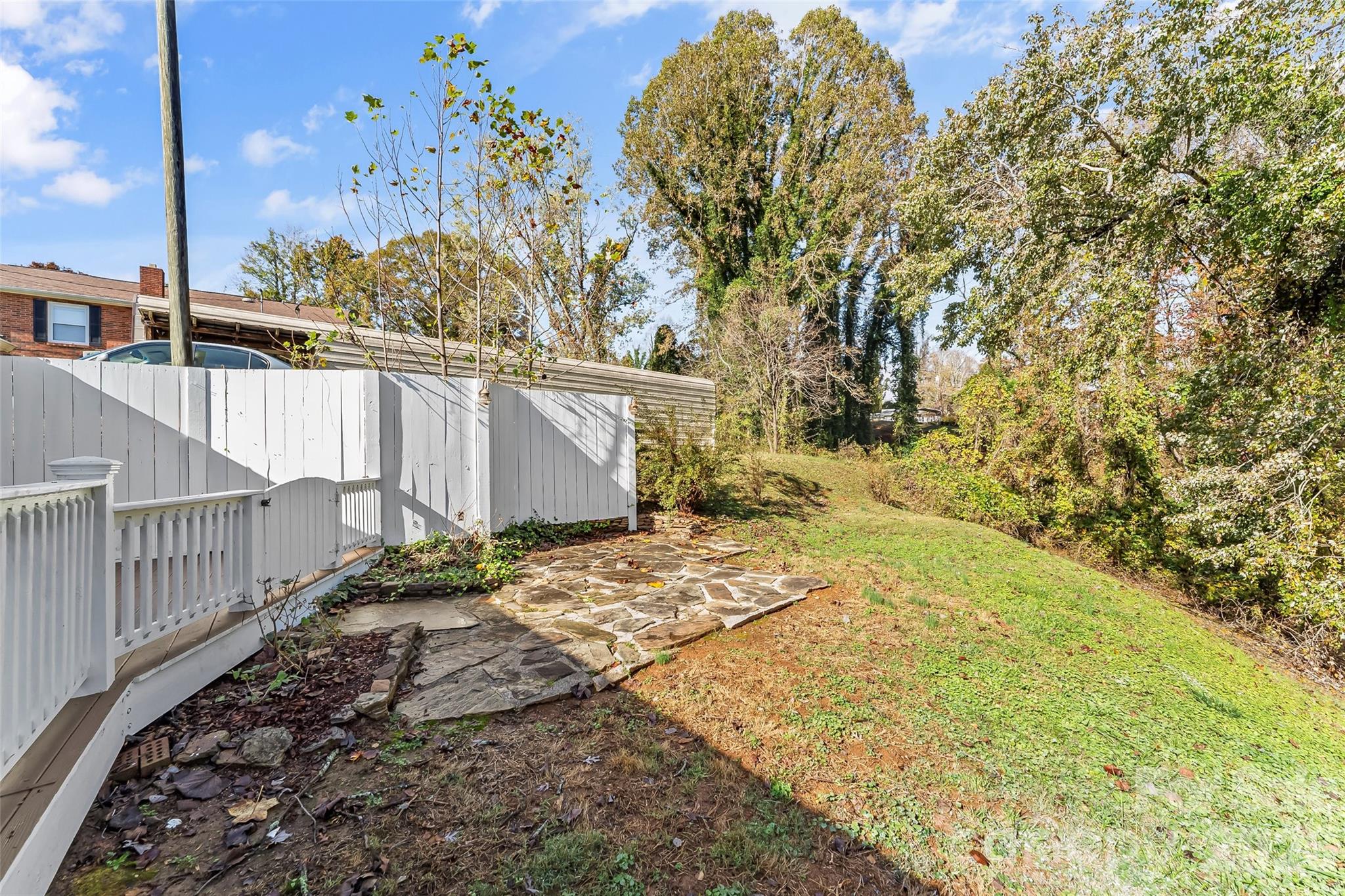 325 Dogwood Lane — Marion
