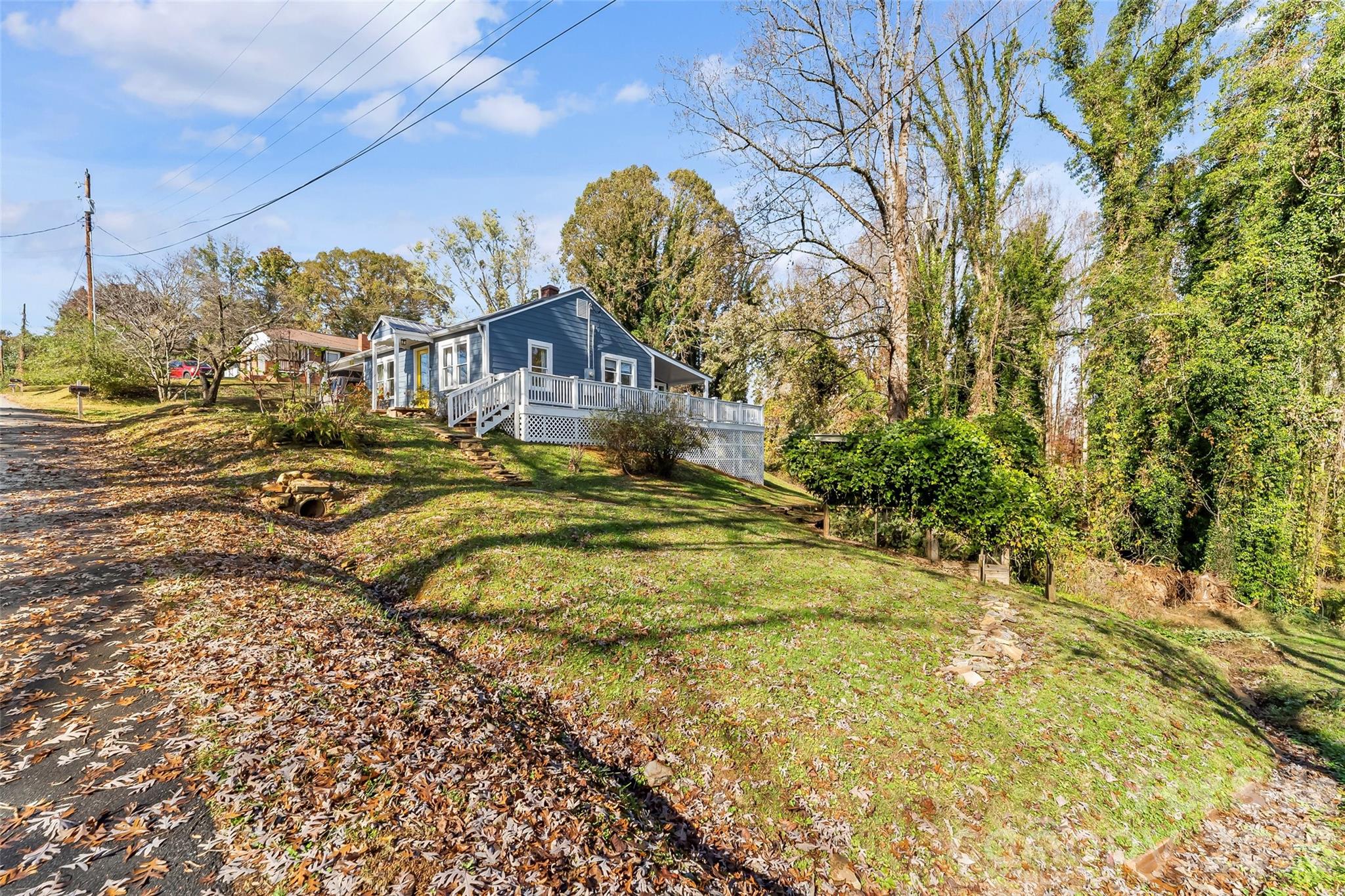 325 Dogwood Lane — Marion
