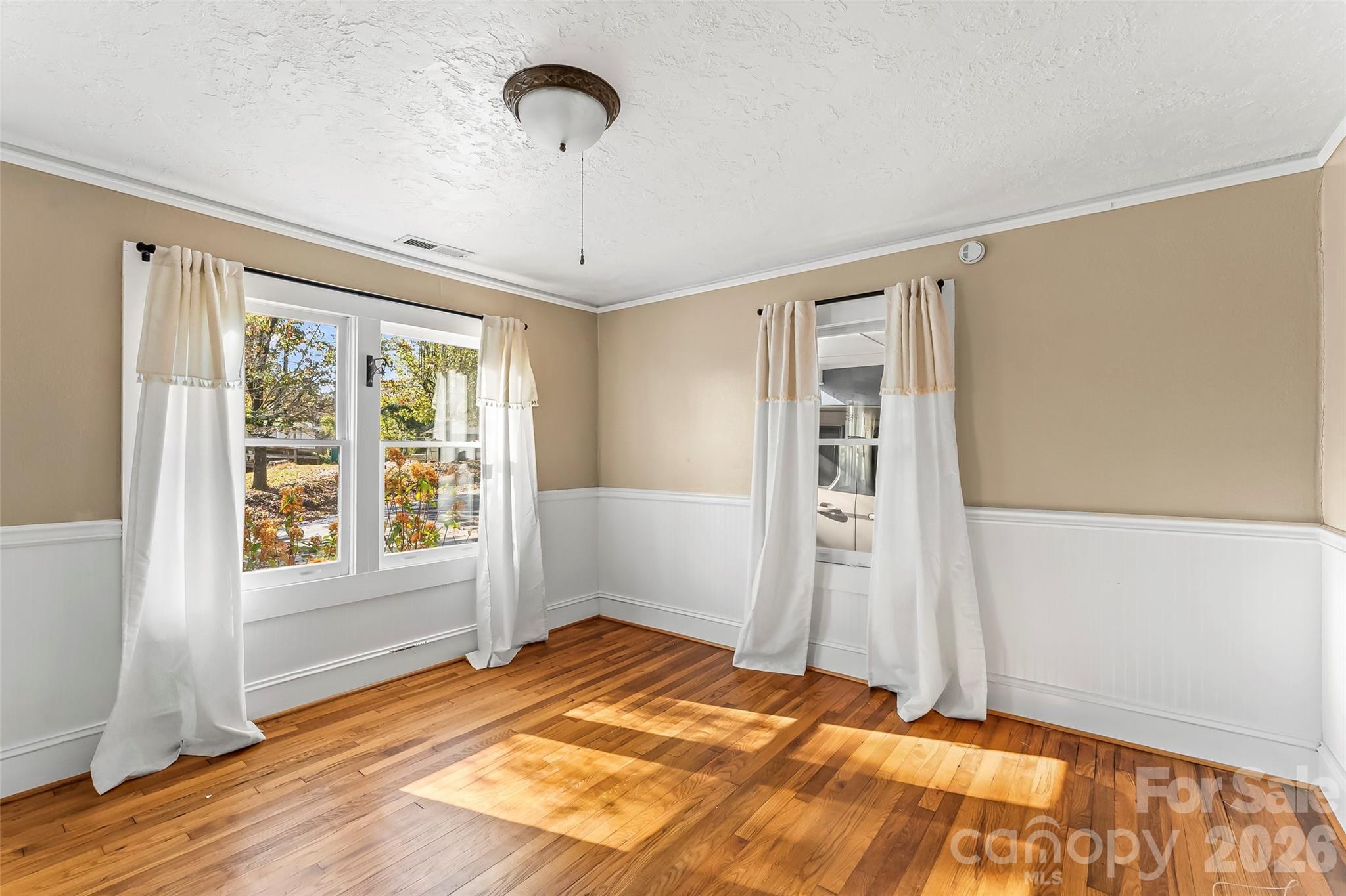 325 Dogwood Lane — Marion