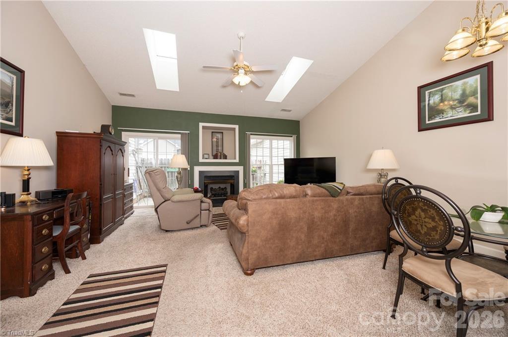 195 Stadium Oaks Drive — Clemmons