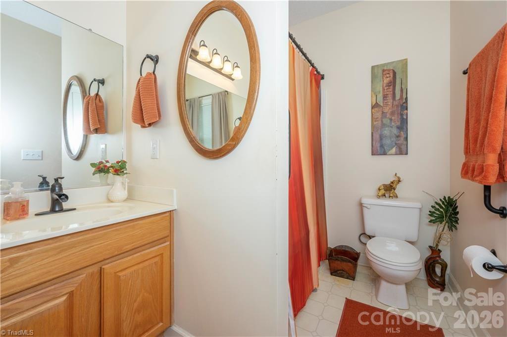 195 Stadium Oaks Drive — Clemmons