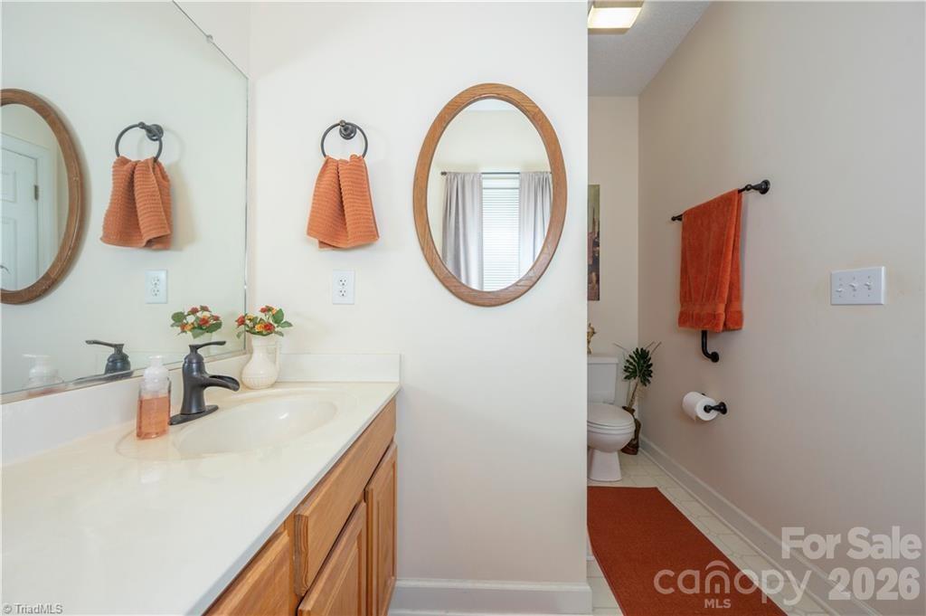 195 Stadium Oaks Drive — Clemmons
