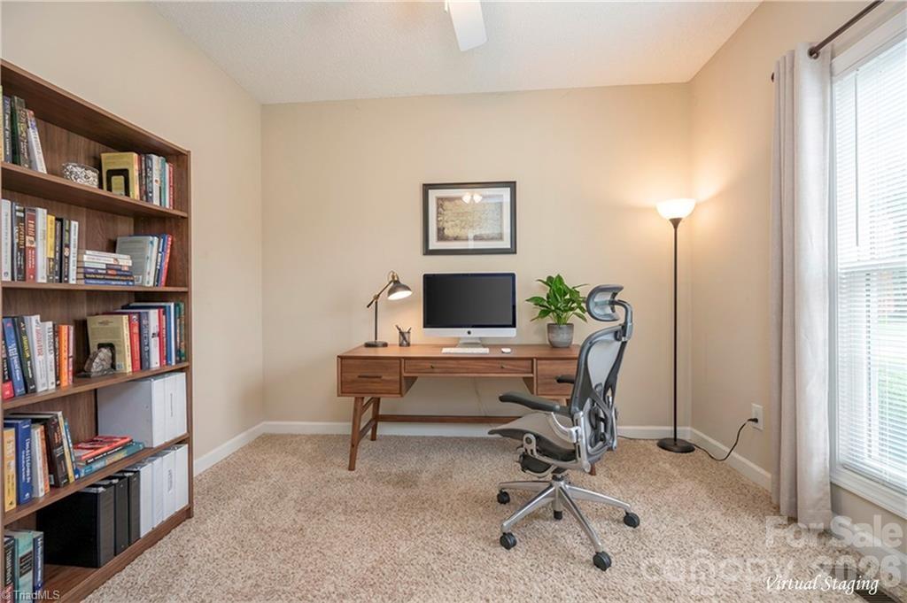 195 Stadium Oaks Drive — Clemmons