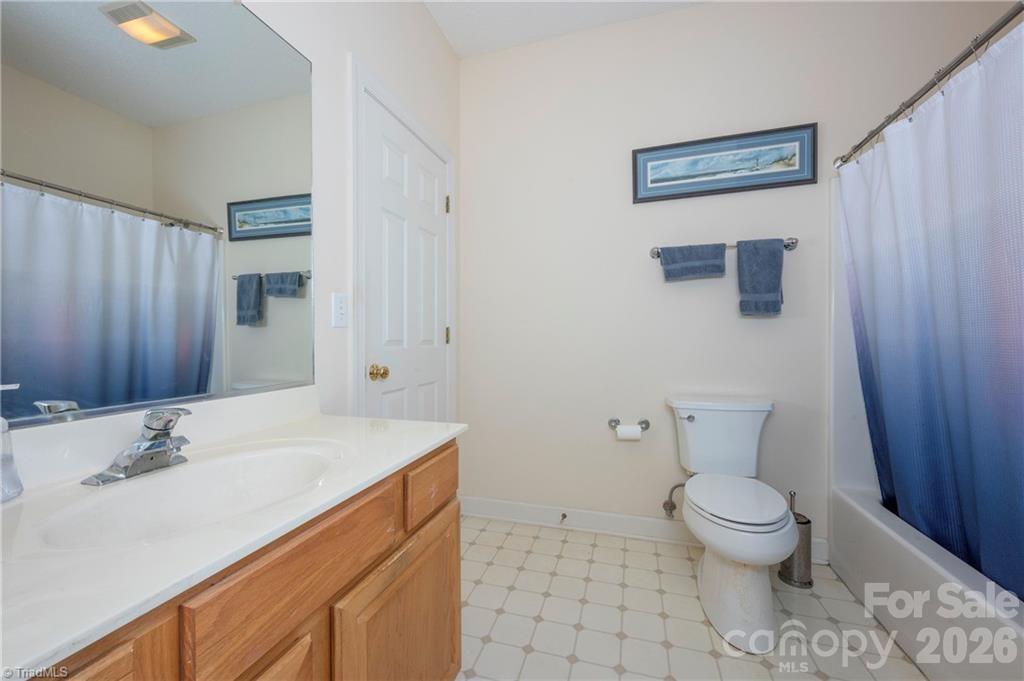 195 Stadium Oaks Drive — Clemmons