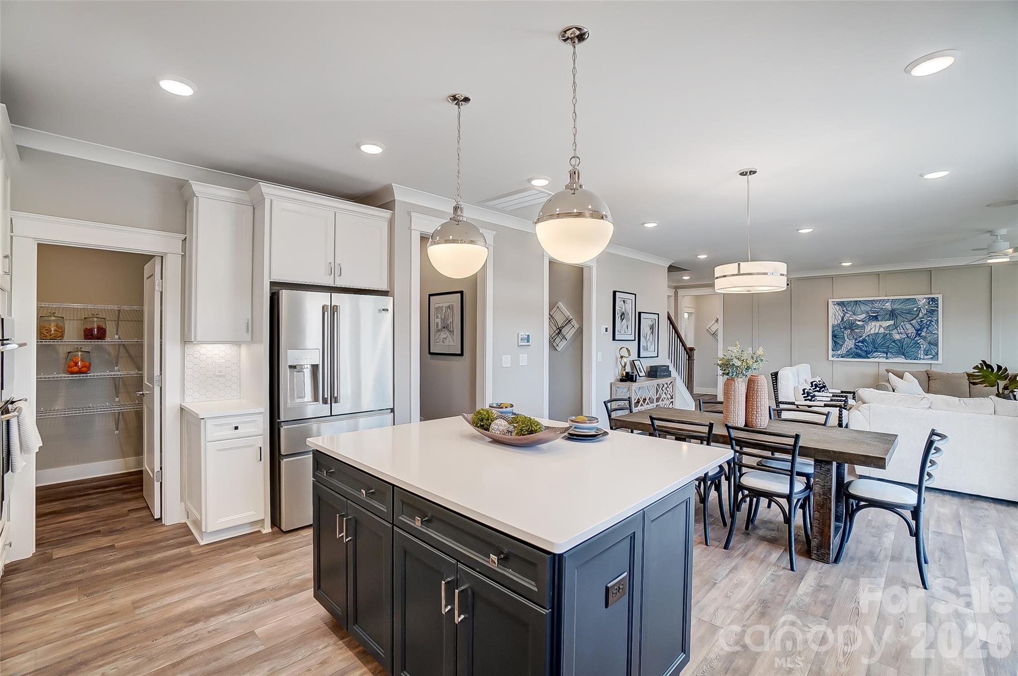 7205 Farmingdale Lane — Harrisburg