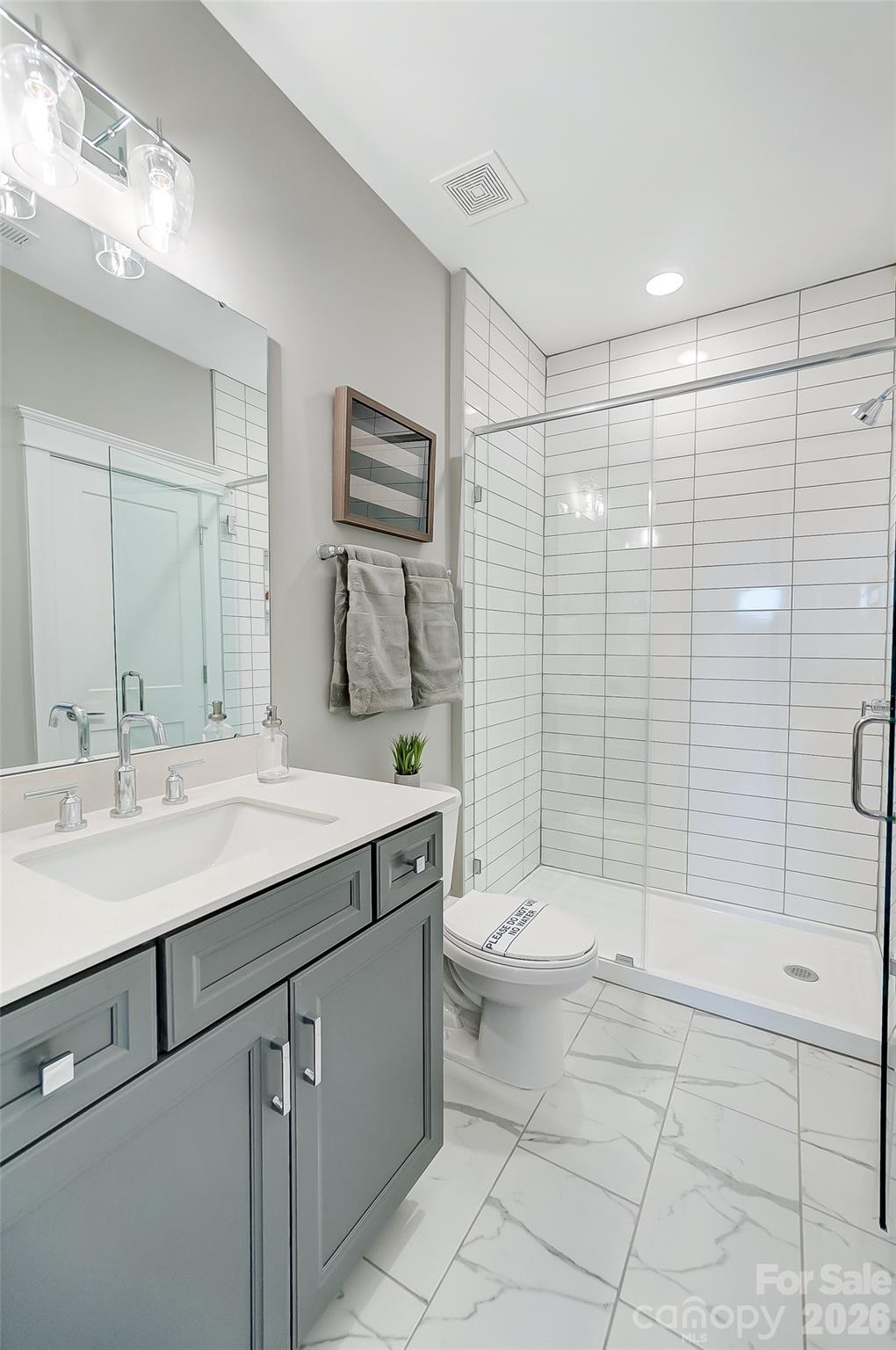 7205 Farmingdale Lane — Harrisburg