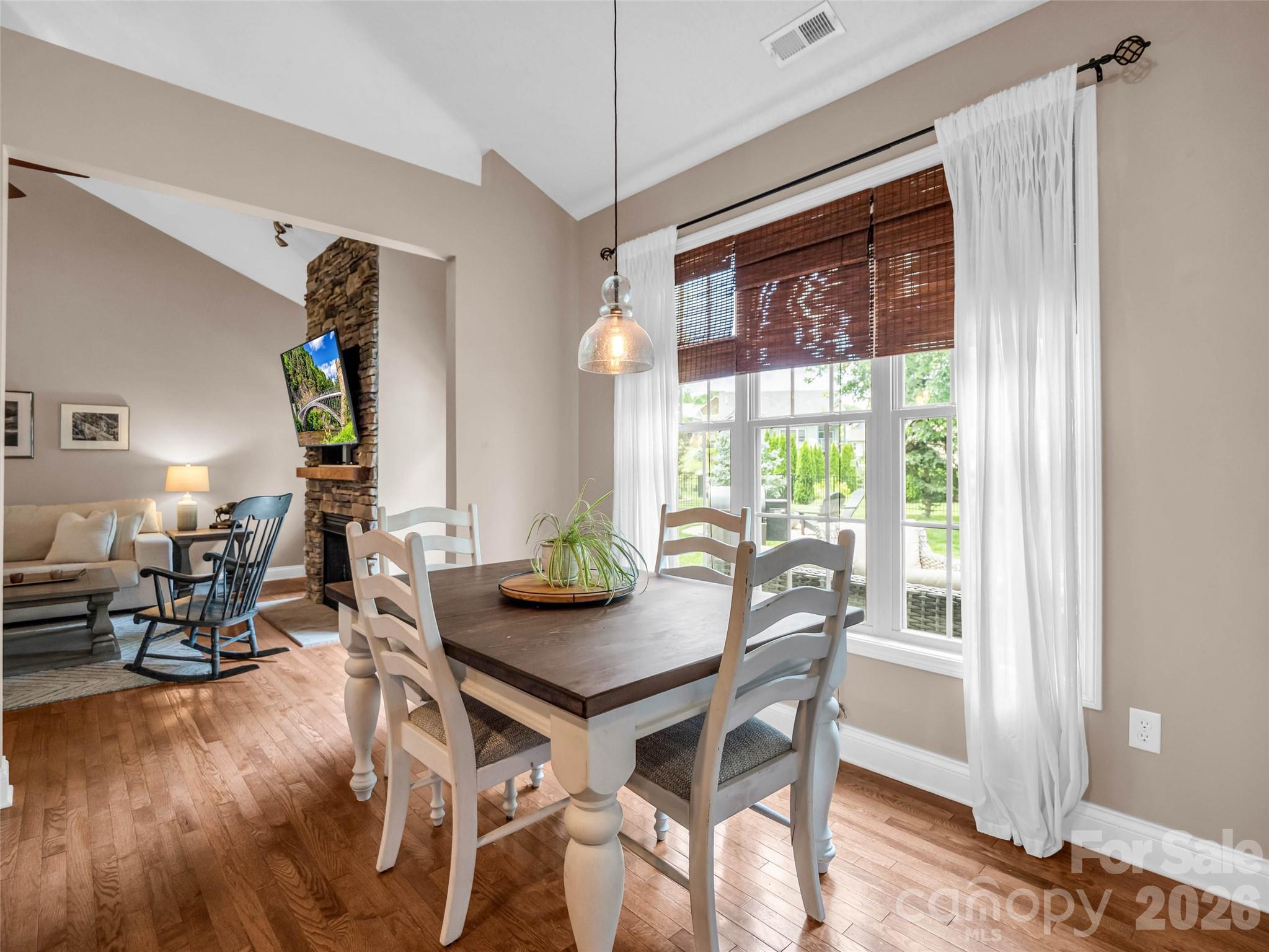 17 Black Iron Lane — Hendersonville