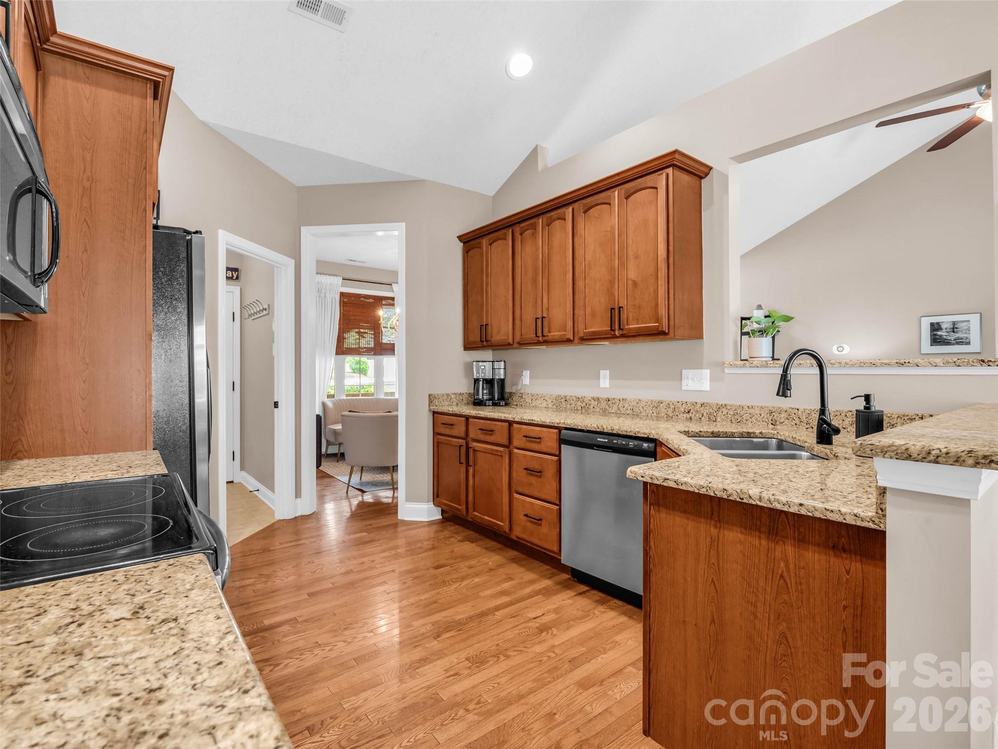 17 Black Iron Lane — Hendersonville