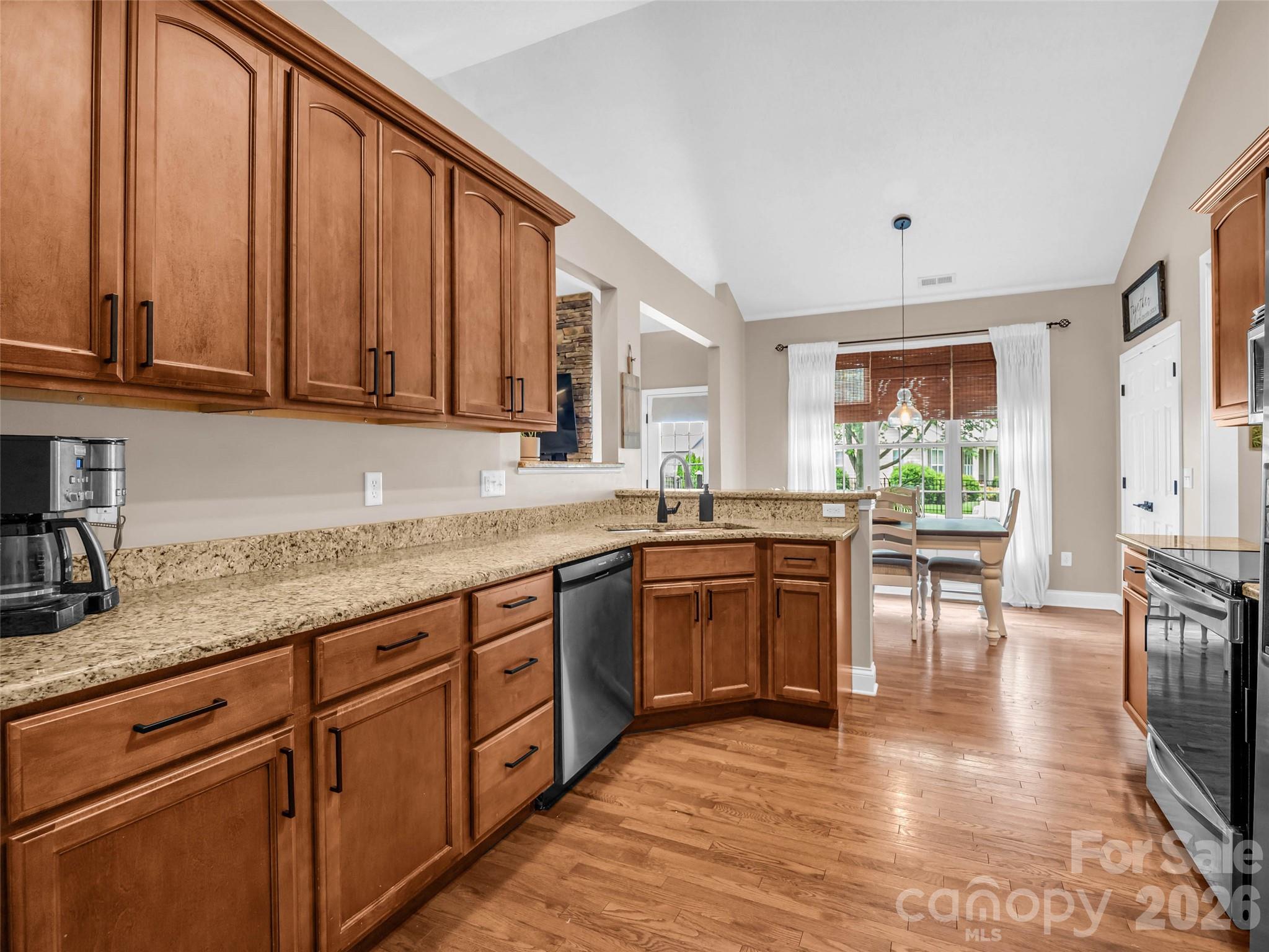 17 Black Iron Lane — Hendersonville