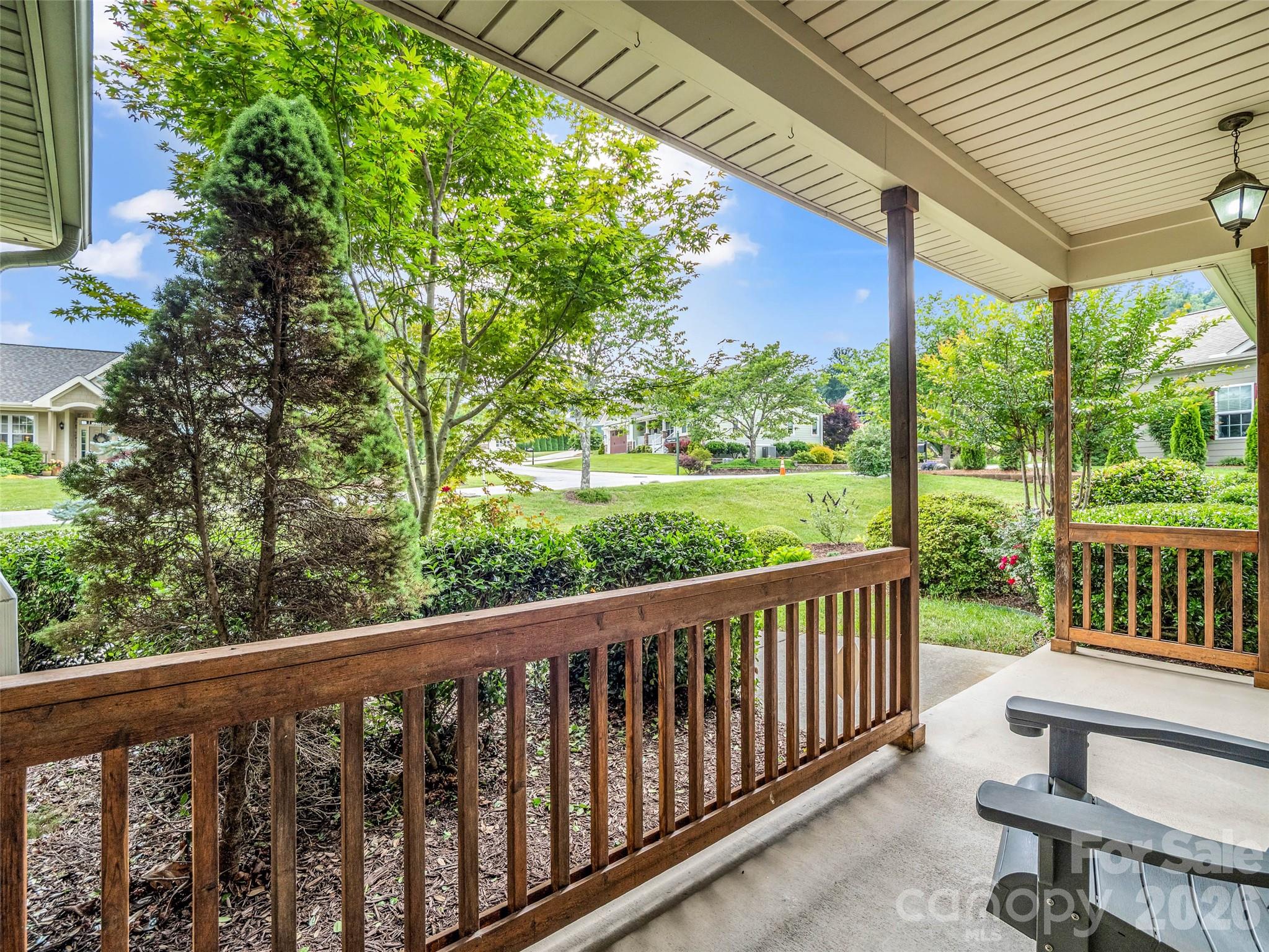 17 Black Iron Lane — Hendersonville