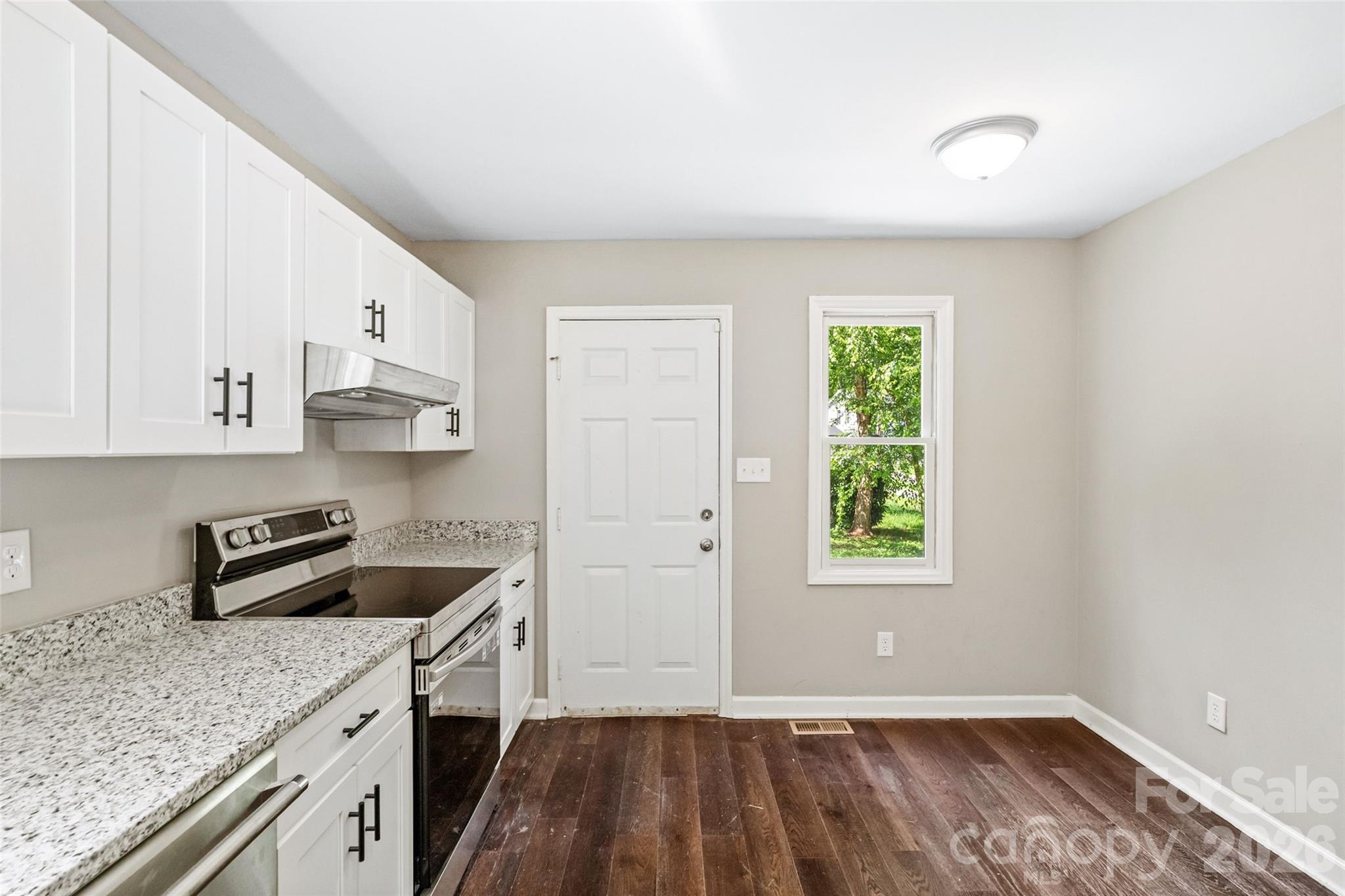 5516 Ilford Street — Charlotte