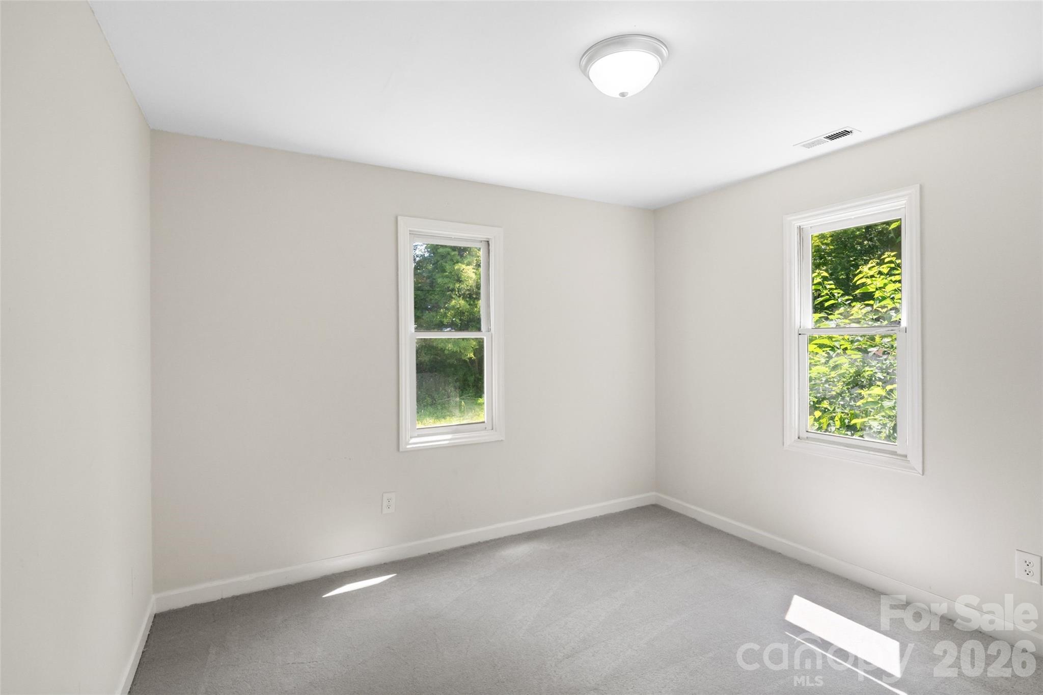 5516 Ilford Street — Charlotte