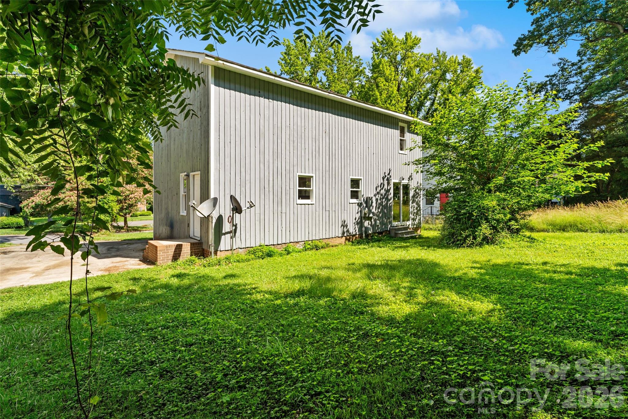 5516 Ilford Street — Charlotte