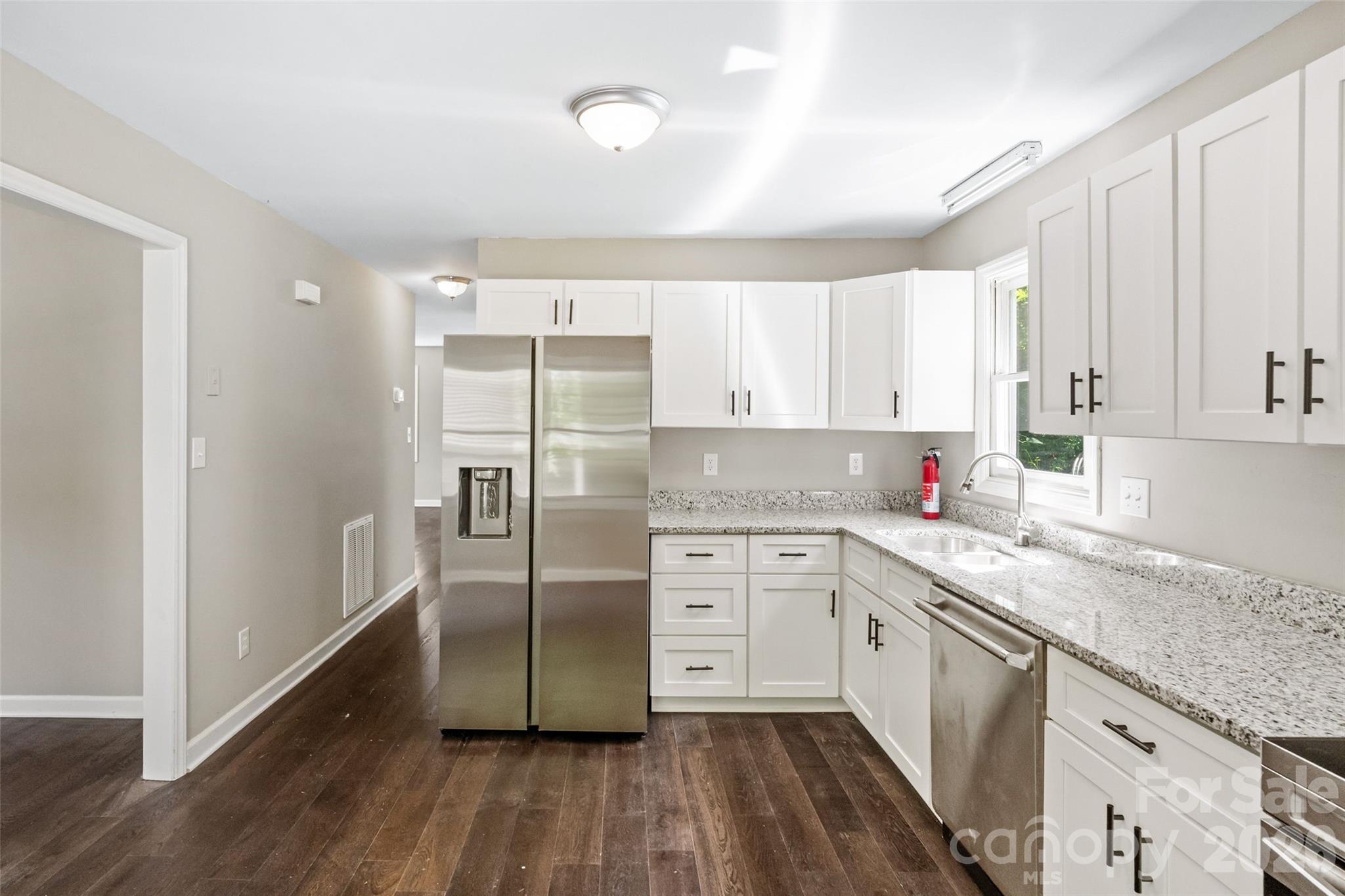 5516 Ilford Street — Charlotte