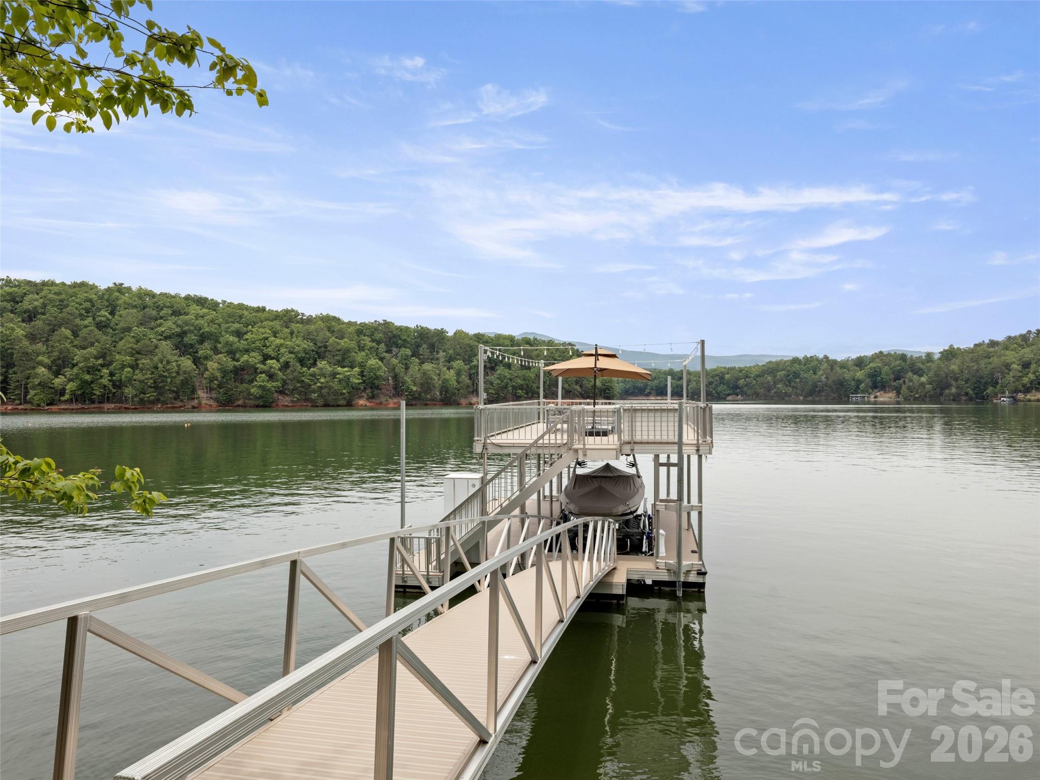 425 Dockside Drive — Nebo