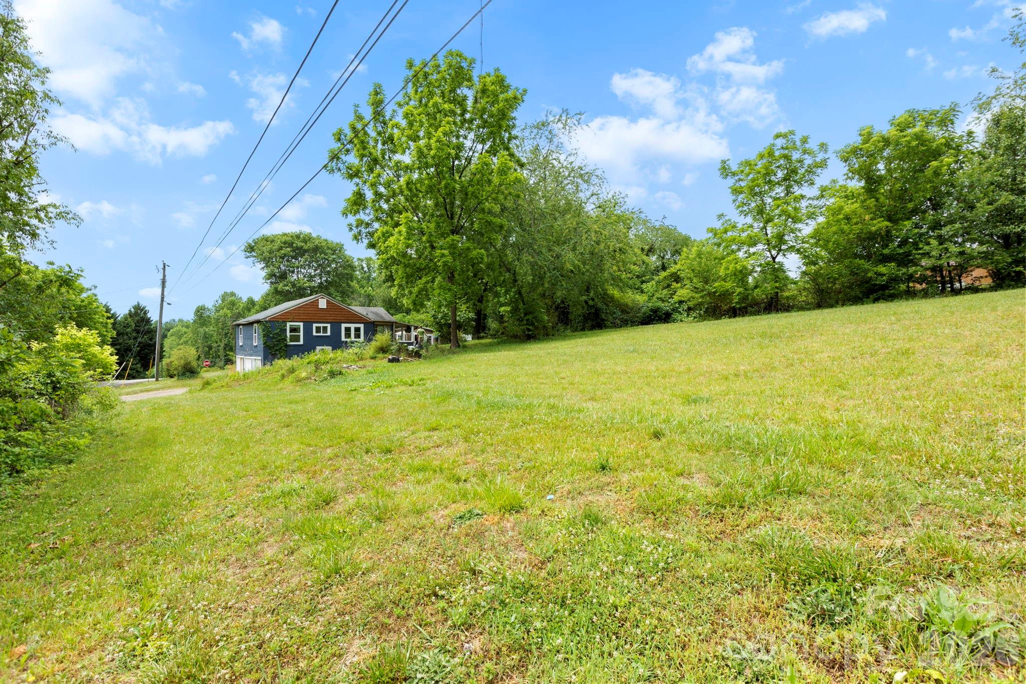 4 Mountain View Road — Asheville