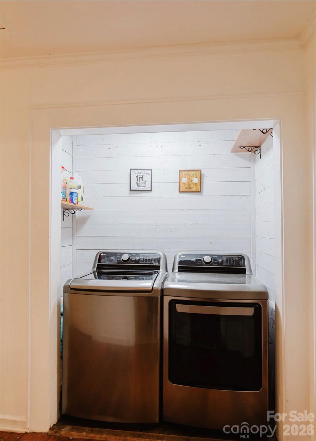 307 E 2nd Street — Oakboro