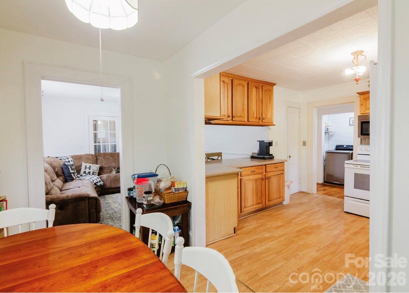 307 E 2nd Street — Oakboro