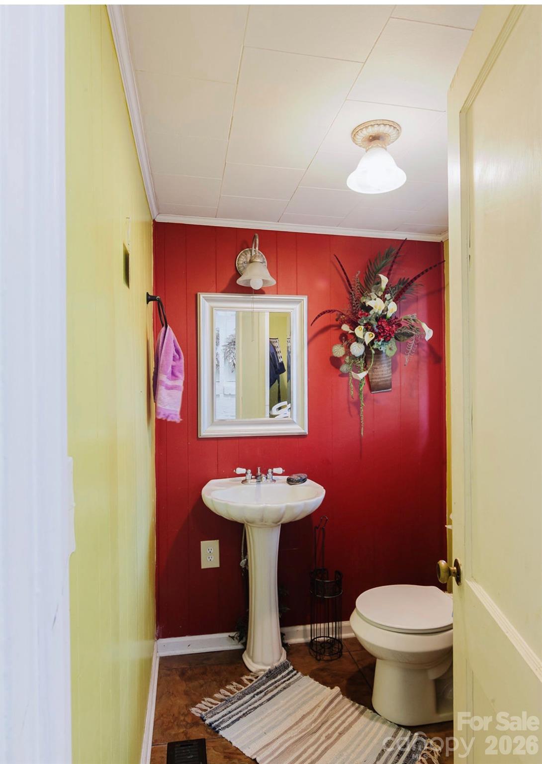 307 E 2nd Street — Oakboro