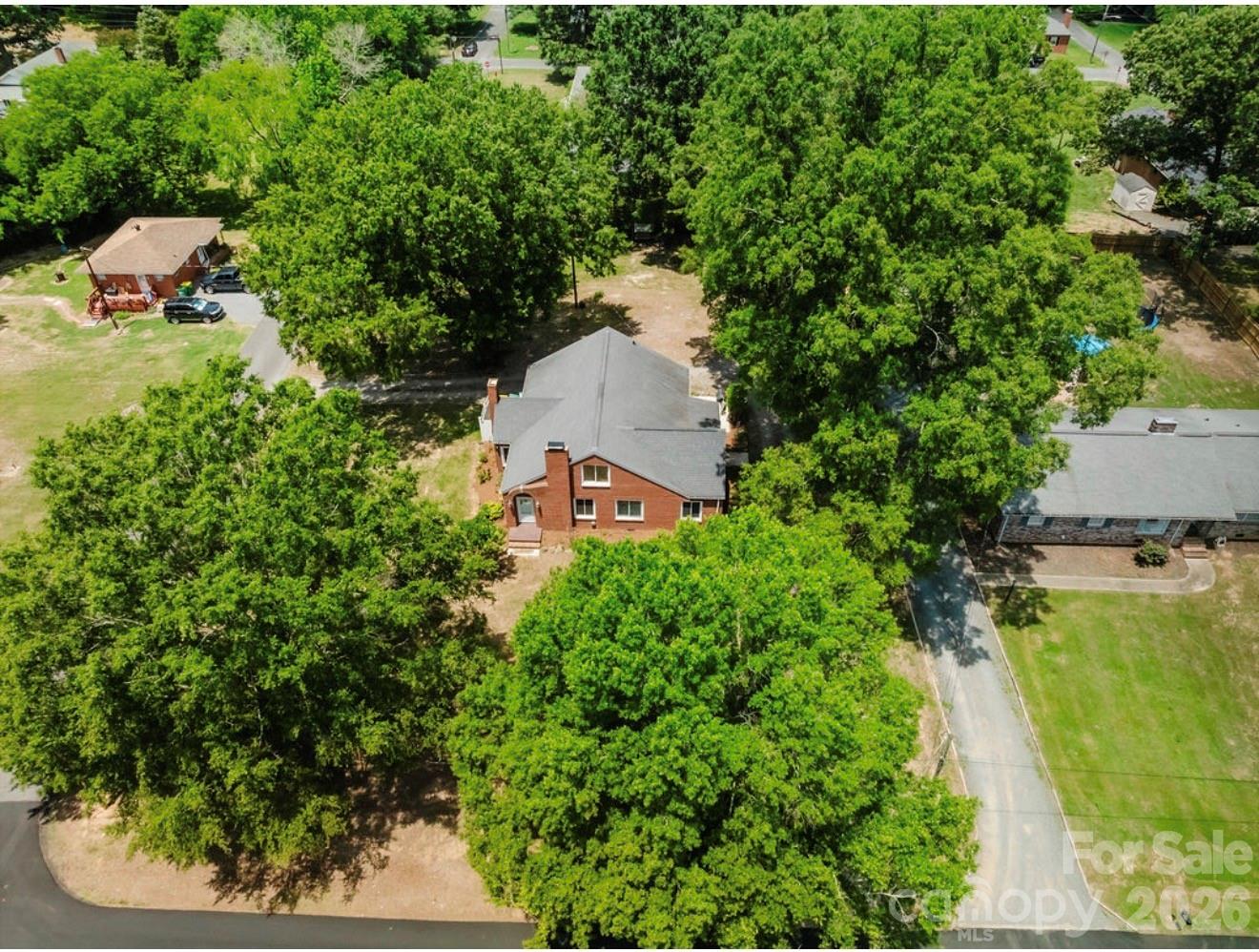 307 E 2nd Street — Oakboro