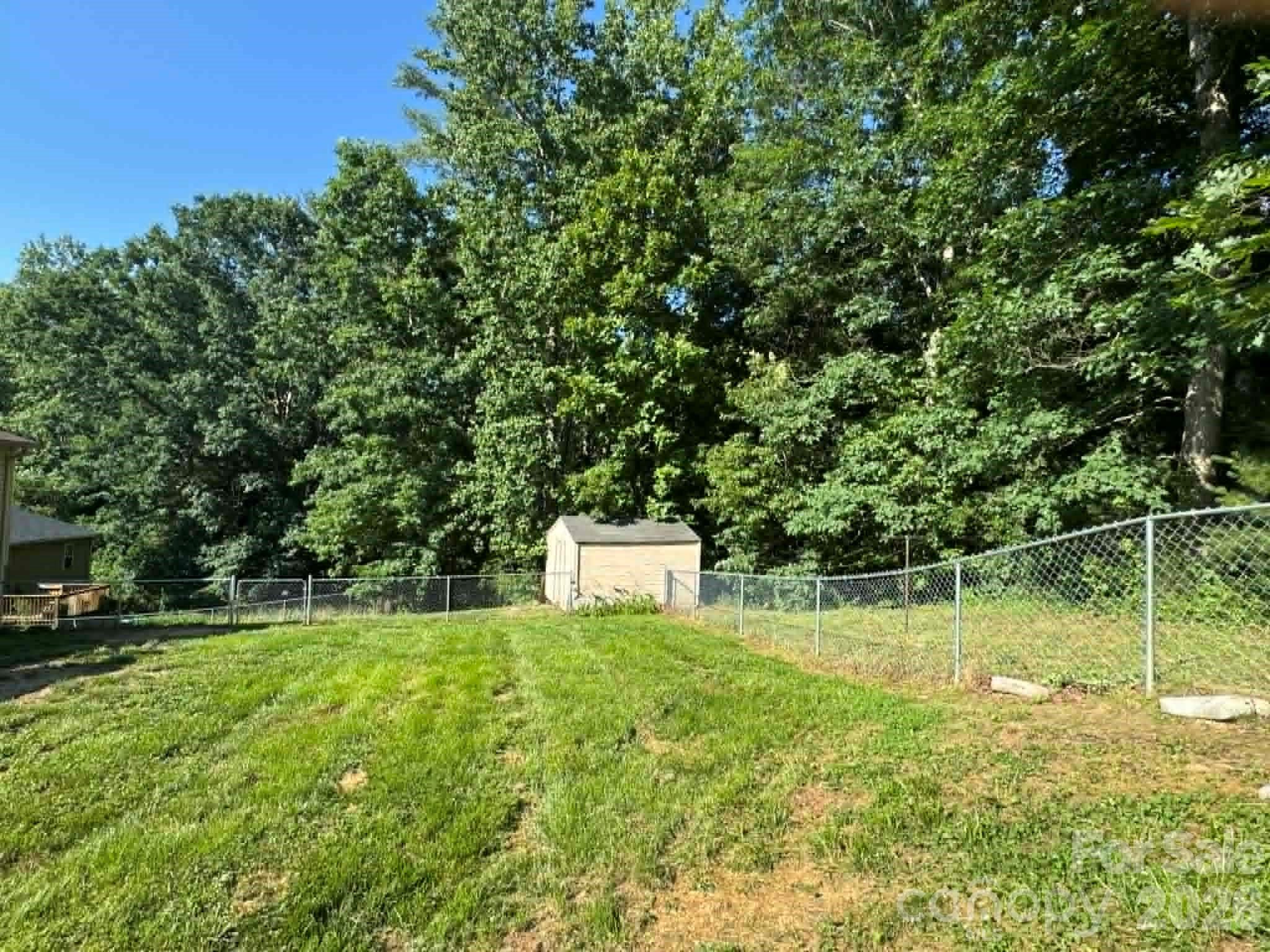2588 Knight Drive — Lenoir